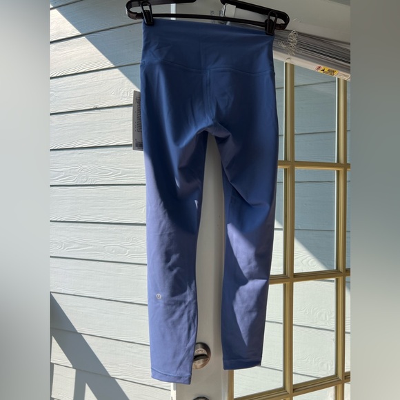 Lululemon leggings. - Picture 4 of 4